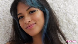Wow this New Teen girl is super sexy and pleases
